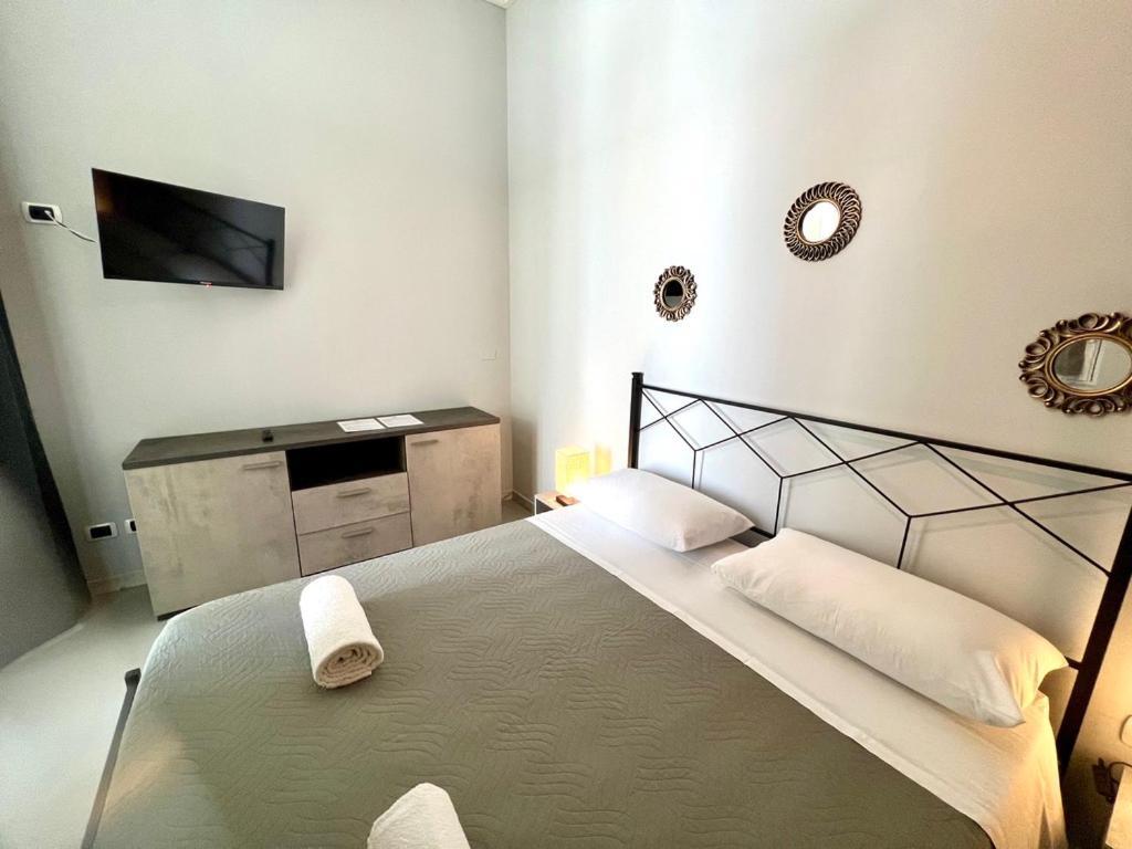 Bed and Breakfast Rudiae Boutique Лечче Номер фото